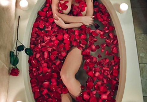 نوشیدن شیر sex پستان گلو