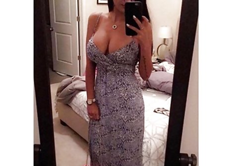 عمیق تر پیچک سینه کوچک سکسی پیچک Ivy Lebelle از دوستانش BF