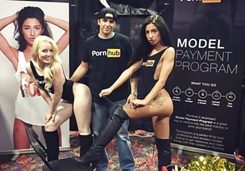 سرگرم کننده اتاق خواب BW با توپ سکس پستان بزرگ و نقره ای با Skin Diamond