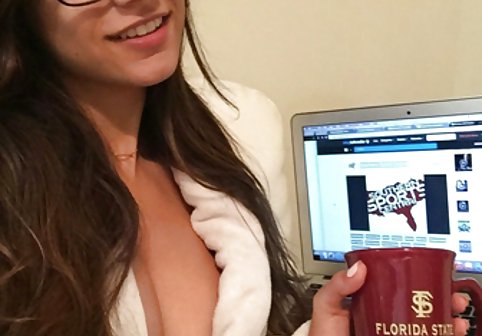 آماتور Busty کیتی رز بعد از bj پرش به BBC تعجب سینه خوردن سکسی می کند